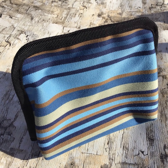 KATE♠️SPADE ❗️SOLD❗️ | MAKEUP | JEWEL CASE EUC - Picture 2 of 4